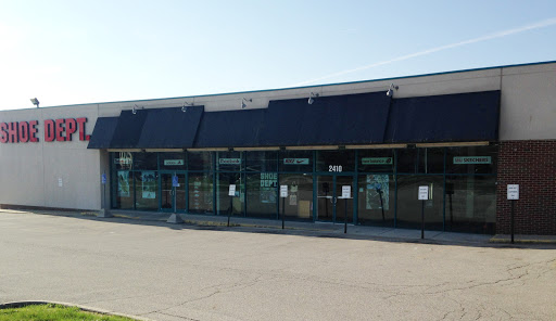 Shoe Dept., 2410 Miamisburg Centerville Rd, Dayton, OH 45459, USA, 