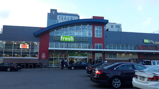 Grocery Store «The Fresh Grocer of Progress Plaza», reviews and photos, 1501 N Broad St, Philadelphia, PA 19122, USA