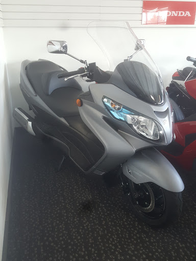 Motorcycle Dealer «Hitching Post Motorsports», reviews and photos, 350 17th Ave N, Hopkins, MN 55343, USA