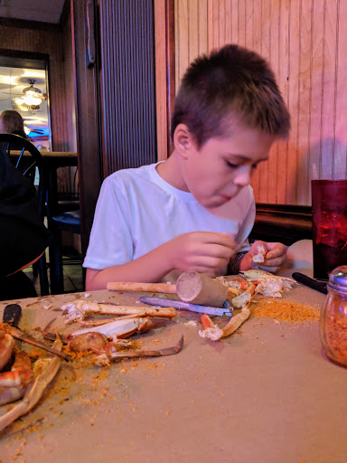 Seafood Restaurant «Hilltop Crab House», reviews and photos, 8980 Gap Newport Pike, Toughkenamon, PA 19374, USA