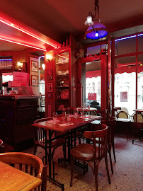 Atmosphère du Restaurant Le Clocher du Village à Boulogne-Billancourt - n°7