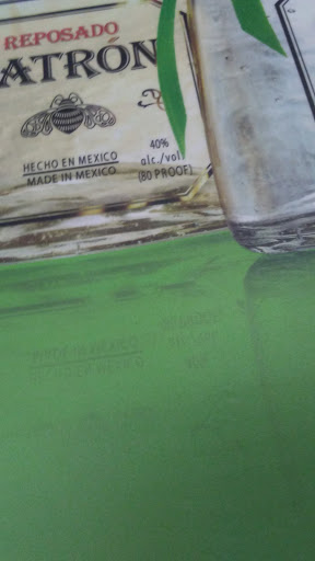 Liquor Store «Liquor & Wine Warehouse», reviews and photos, 1720 Eastchester Rd, Bronx, NY 10461, USA