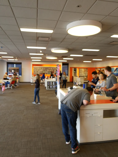 Cell Phone Store «AT&T», reviews and photos, 7110 Rogers Ave #100, Fort Smith, AR 72903, USA