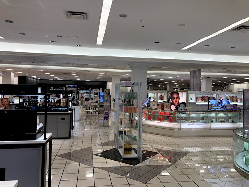 Variety Store «Five Below», reviews and photos, 13401 Shelbyville Rd, Louisville, KY 40243, USA