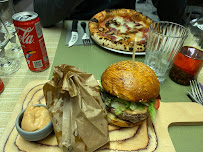 Hamburger du Pizzeria Restaurant de la Place à Venaco - n°2