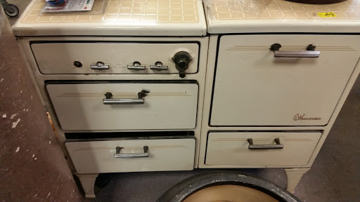 Thrift Store «Sun Thrift Store», reviews and photos, 8800 Foothill Blvd, Sunland-Tujunga, CA 91040, USA