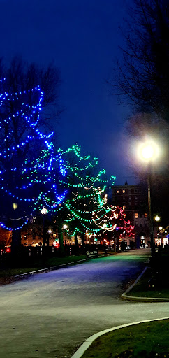 Boston Souvenir Stand, Charles St, Boston, MA 02108