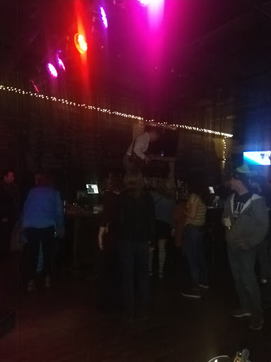 Pub «The House Pub», reviews and photos, 16 South Riverside Drive, St Charles, IL 60174, USA