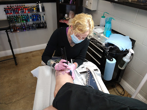 Tattoo Shop «Leonardi Tattoo», reviews and photos, 4544 Auburn Blvd, Sacramento, CA 95841, USA