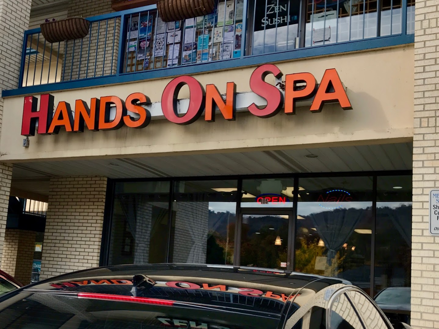 Hands On Spa