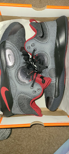 Shoe Store «Famous Footwear», reviews and photos, 1920 E Main St, Torrington, CT 06790, USA