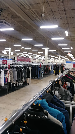 Clothing Store «Burlington Coat Factory», reviews and photos, 287 Washington St, Attleboro, MA 02703, USA