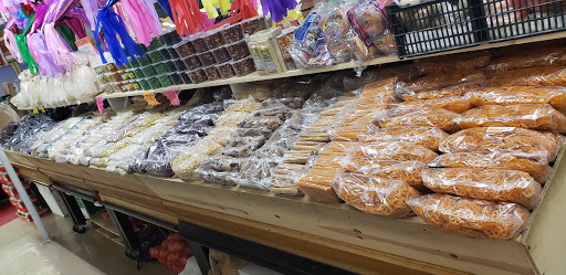 Grocery Store «El Rancho Market», reviews and photos, 523 SE Baker St, McMinnville, OR 97128, USA