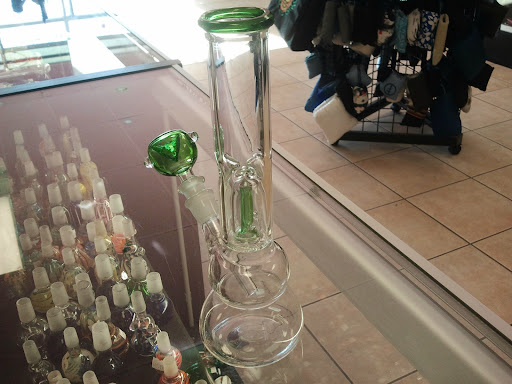 Tobacco Shop «Smoke shop & vape shop», reviews and photos, 10807 Beverly Blvd, Whittier, CA 90601, USA