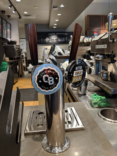 Coffee Shop «Starbucks», reviews and photos, 796 5th Ave S, Naples, FL 34102, USA