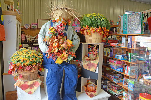 Thrift Store «Gridley Spare & Share Shoppe», reviews and photos, 111 N Ford St, Gridley, IL 61744, USA