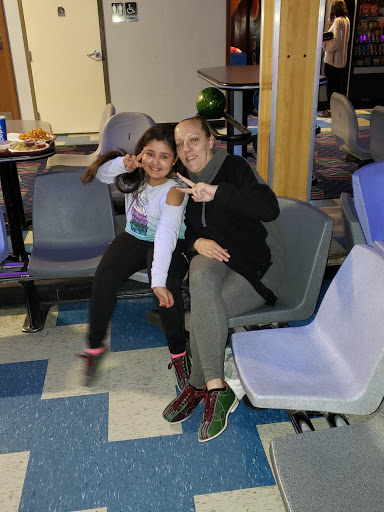 Bowling Alley «Lessard Lanes», reviews and photos, 136 New Britain Ave, Plainville, CT 06062, USA