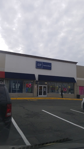 Clothing Store «Gap Outlet», reviews and photos, 3149 John F. Kennedy Blvd, North Bergen, NJ 07047, USA