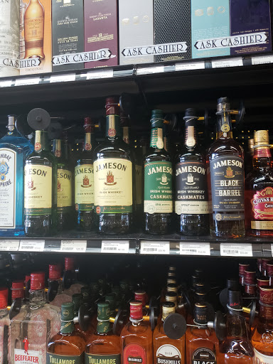 Liquor Store «535 Liquor», reviews and photos, 3260 Vineland Rd, Kissimmee, FL 34746, USA