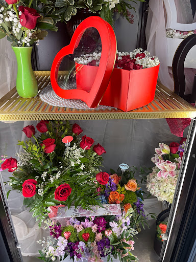 Florist «Artistic Florist Of Tampa», reviews and photos, 2509 W Busch Blvd, Tampa, FL 33618, USA