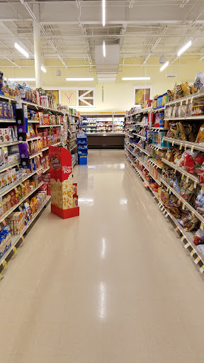 Grocery Store «Lowes Foods on Louisburg Road», reviews and photos, 8440 Louisburg Rd #110, Raleigh, NC 27616, USA