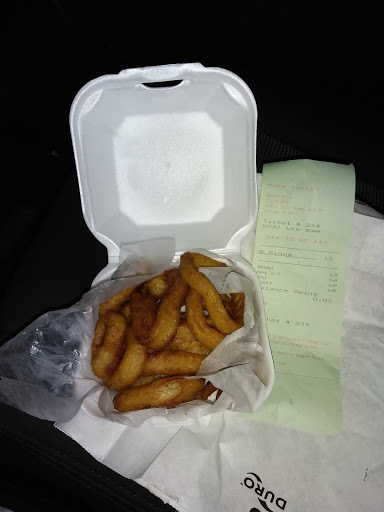 Pizza Restaurant «Beggars Pizza», reviews and photos, 8100 S Stony Island Ave, Chicago, IL 60617, USA