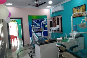 Singuru dental care image