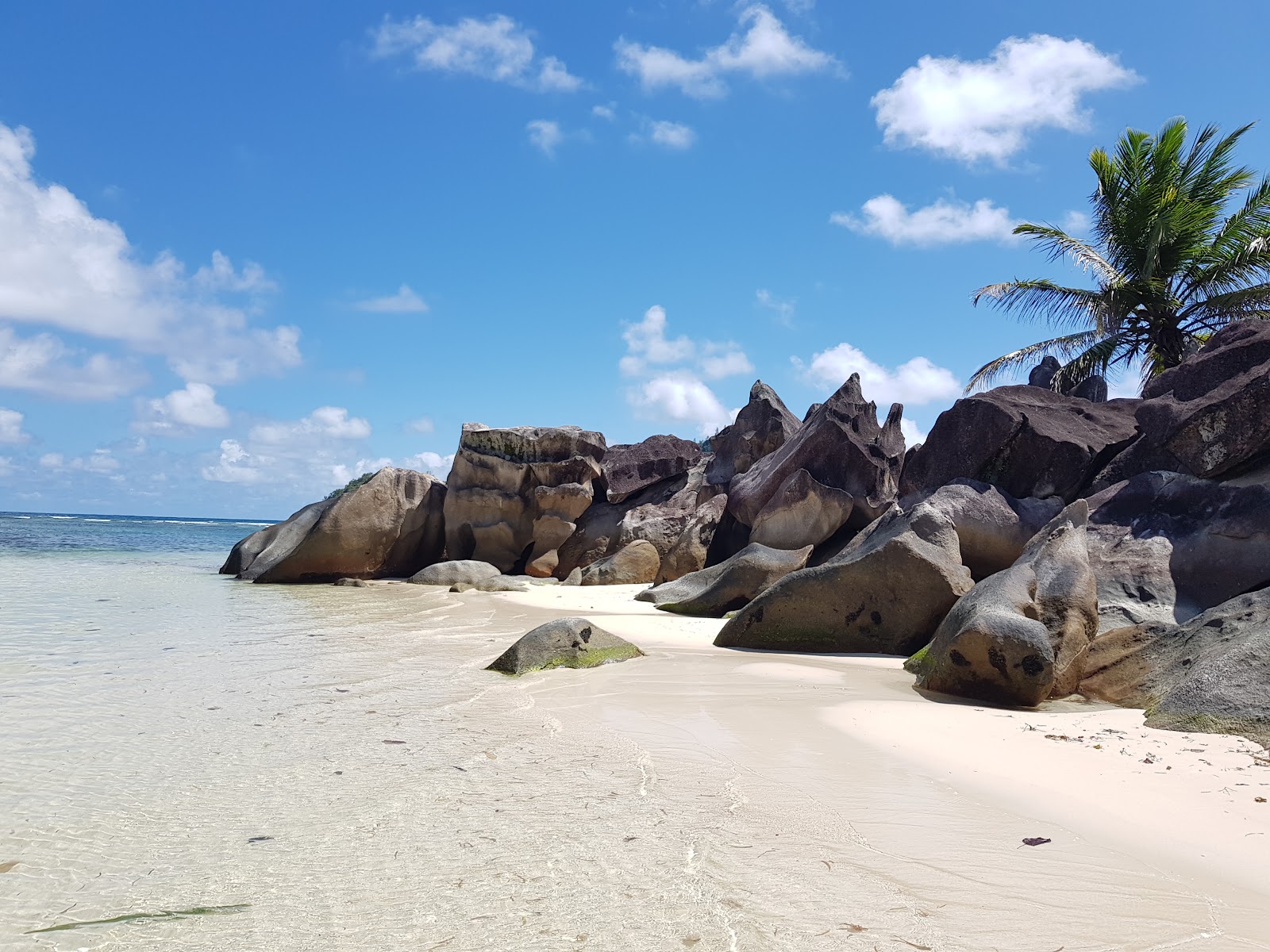 Foto van Lans Trusalo Beach - populaire plek onder ontspanningskenners