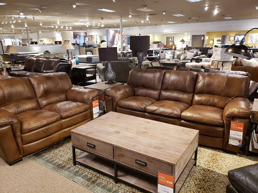 Furniture Store «Art Van Furniture - Livonia», reviews and photos, 29905 W Seven Mile Rd, Livonia, MI 48152, USA