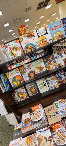Book Store «Barnes & Noble Booksellers Palm Desert», reviews and photos, 72840 Highway 111 # 425, Palm Desert, CA 92260, USA