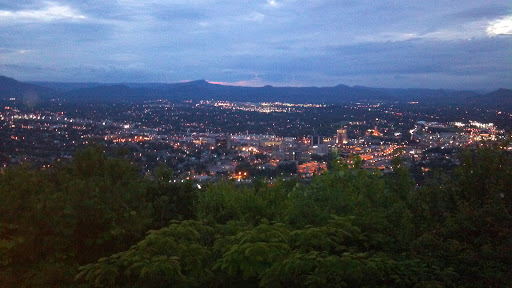 Auto Parts Store «Advance Auto Parts», reviews and photos, 1020 Orange Ave NW, Roanoke, VA 24016, USA