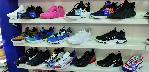 Shoe Store «Shiekh Shoes», reviews and photos, 4502 S Steele St #331a, Tacoma, WA 98409, USA