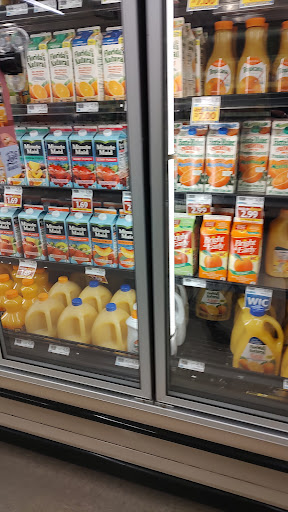 Grocery Store «Food Lion», reviews and photos, 4195 Winchester Rd, Marshall, VA 20115, USA