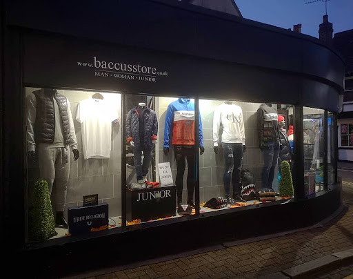 Stores to buy accessories Colchester