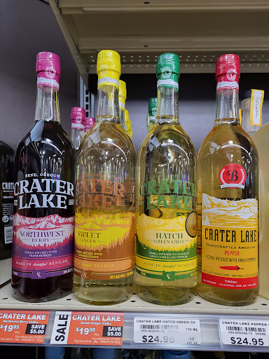 Liquor Store «Hillsboro Liquor Store», reviews and photos, 2055 SE Tualatin Valley Hwy #14, Hillsboro, OR 97123, USA