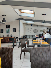 Atmosphère du Restaurant français Bar/Restaurant Camping Kerzerho à Erdeven - n°5