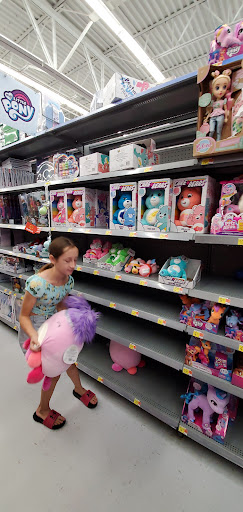 Department Store «Walmart Supercenter», reviews and photos, 28804 Gratiot Ave, Roseville, MI 48066, USA