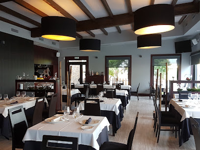 Restaurante Manuel Bistró - Rúa Duquesa de Alba, 62, 27400 Monforte de Lemos, Lugo, Spain