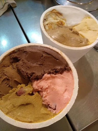 Pons ICE CREAM & CAFE - Ice cream shop,Cafe en Villa Sarmiento