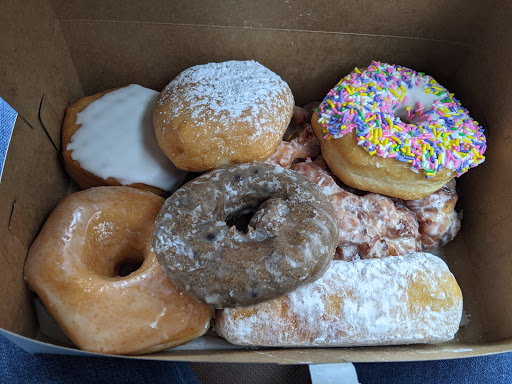 Donut Shop «Suzy-Jo Donuts», reviews and photos, 49 E 4th St, Bridgeport, PA 19405, USA