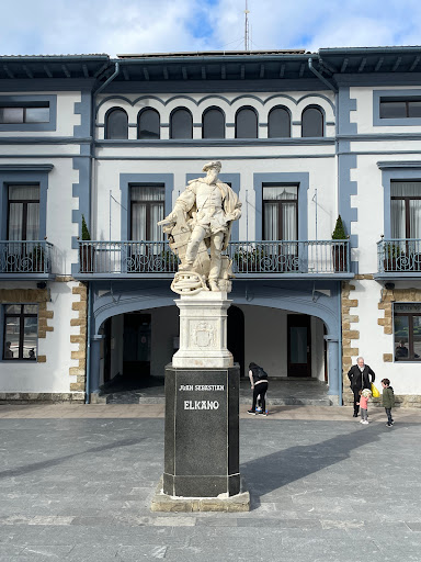 Basque pelota court en Getaria, Guipúzcoa