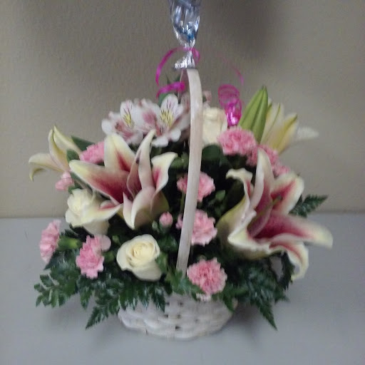 Florist «Fort Myers Flower House», reviews and photos, 3441 Fowler St, Fort Myers, FL 33901, USA