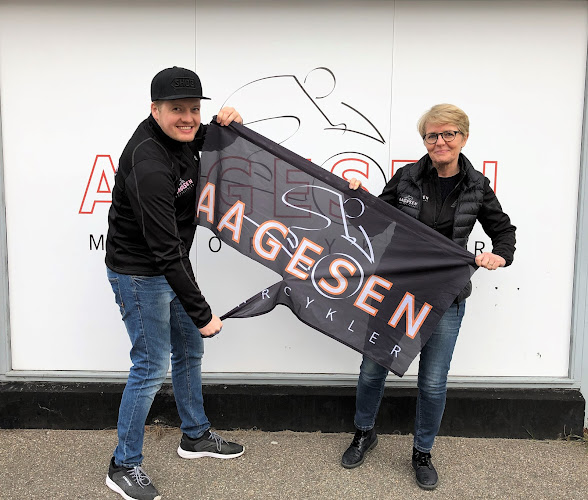 Anmeldelser af Aagesen Motostore i Hørsholm - Motorcykelforhandler