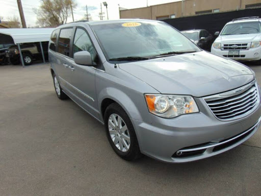 Used Car Dealer «Avalanche Auto Sales», reviews and photos, 3250 S Broadway, Englewood, CO 80113, USA