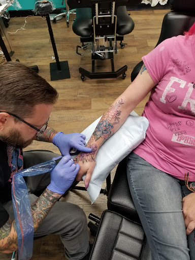 Tattoo Shop «Addictions In Ink», reviews and photos, 1255 S Tyler Rd, Wichita, KS 67209, USA