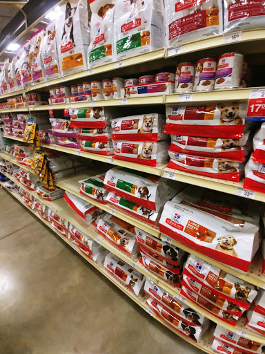 Pet Supply Store «PetSmart», reviews and photos, 2677 E Main St, Plainfield, IN 46168, USA