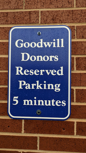 Thrift Store «Goodwill Store and Donation Center», reviews and photos, 741 SW 19th St, Moore, OK 73160, USA