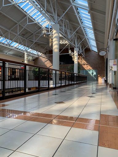 Computer Store «Apple Willow Grove Park», reviews and photos, 2500 W Moreland Rd, Willow Grove, PA 19090, USA