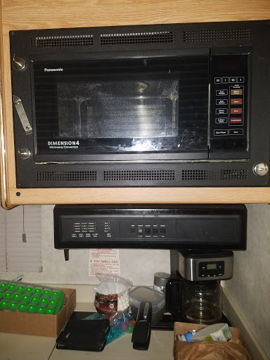 Auto Repair Shop «Suburban Car & Truck Repair», reviews and photos, 17309 S Miles Rd, Cleveland, OH 44128, USA