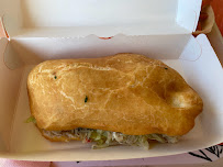Sandwich au poulet du Restaurant créole BANM BOKIT à Paris - n°11